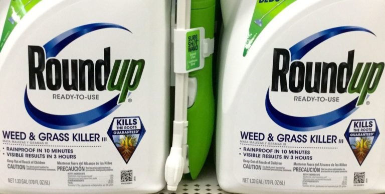 Bayer obtiene un fallo tentativo para un nuevo juicio en un caso de herbicida.