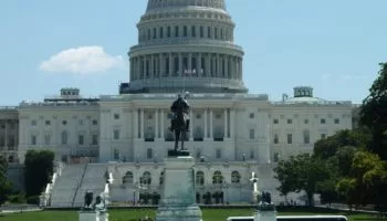 Demócratas toman el control de la Cámara Baja del Congreso estadounidense