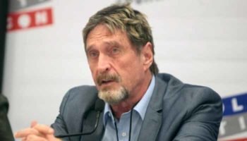 Hallan muerto en prisión de España al pionero del software antivirus John McAfee